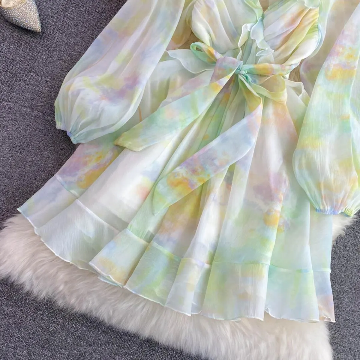 Autunno elegante mini abito da donna Tie Dye manica lunga profondo scollo a V abito estivo fiocco a balze bordo abito femminile