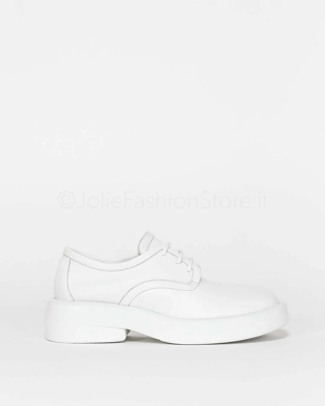 ---------------  ---------------  ---------------  ---------------  --------------Elena Iachi White Lace-up Shoe------