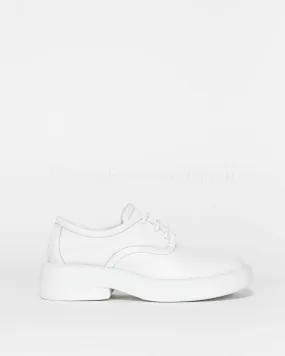---------------  ---------------  ---------------  ---------------  --------------Elena Iachi White Lace-up Shoe------
